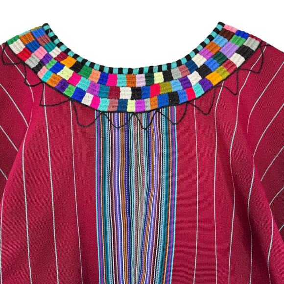 Vintage Guatemalan Huipil Poncho Top Heavy Embroidered Handwoven Boho One Size - Picture 2 of 7